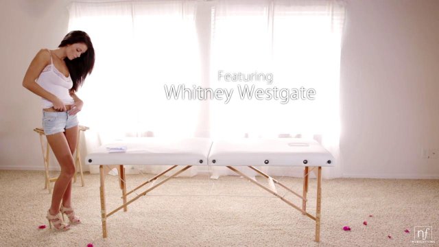 Превью Телка возбудила масляными руками член и подарила парню секс вместо массажа № 12458