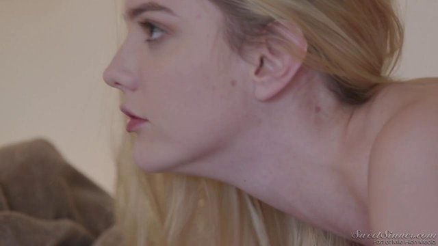 Превью Блондинка дала парню в киску только после нежного кунилингуса № 35356