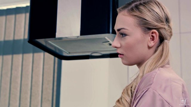 Превью Коллеги устроили жаркий секс в кабинете в обеденный перерыв № 35614