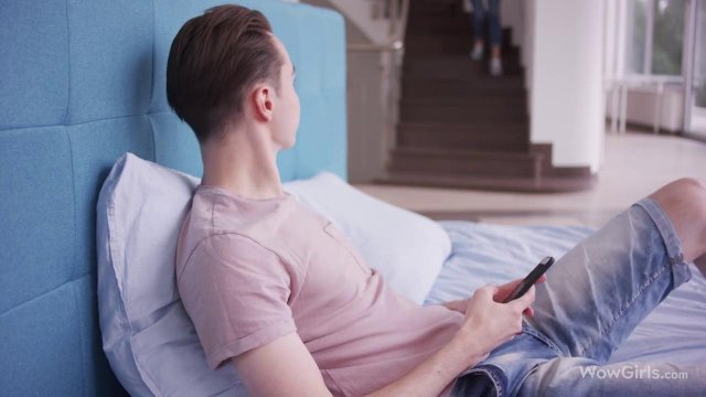 Превью Утренний секс русской парочки закончился обоюдным оргазмом № 36317