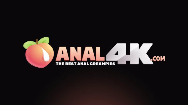 Превью Блондинка в синих гольфах легко дает в жопу № 37807